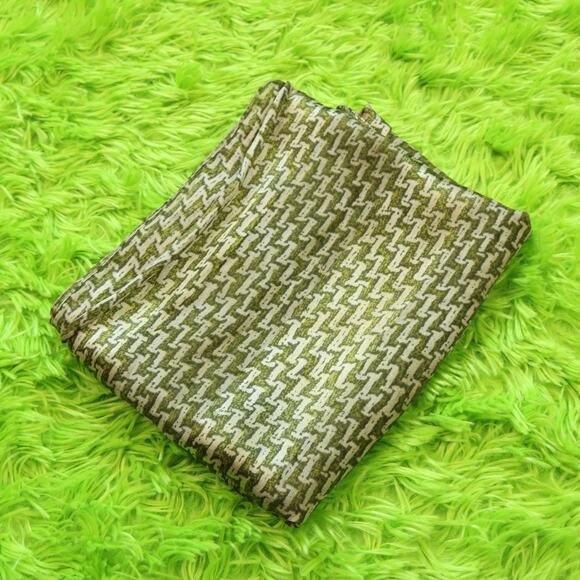 Green Geometric Rectangular Scarf - Picture 1 of 5